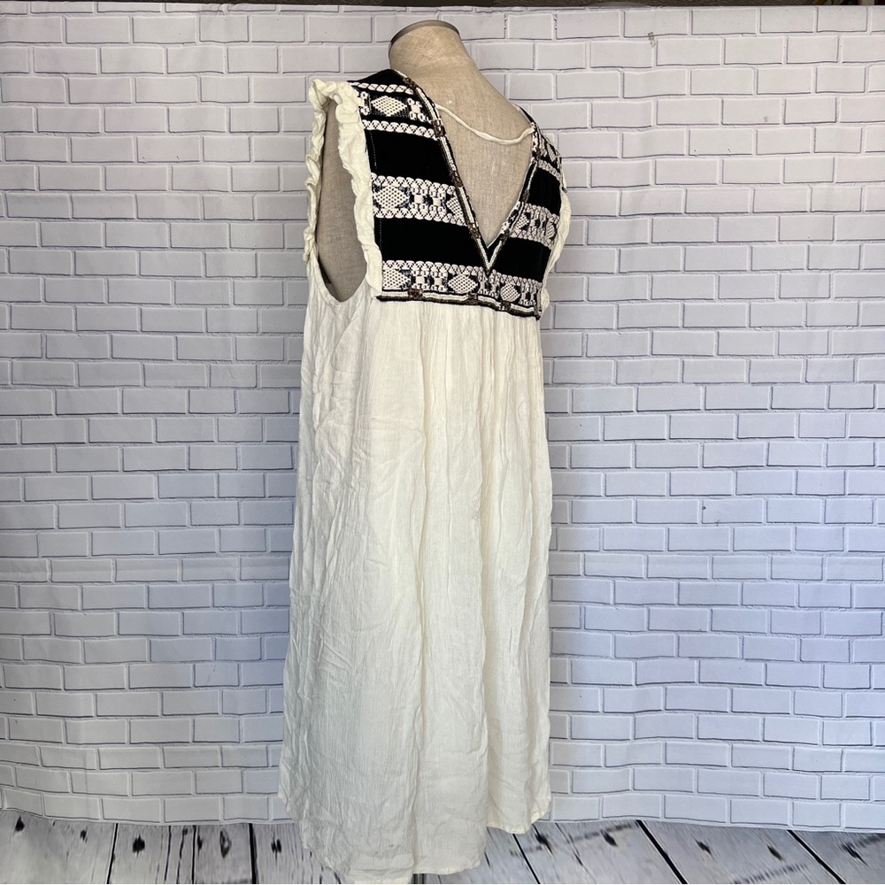 Goa Collection Paris Dress Women's Size Small - Gem